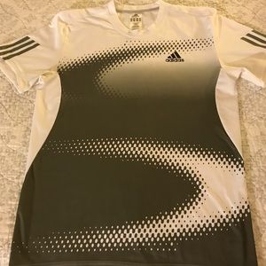 🆑⬇️Adidas men’s shirt